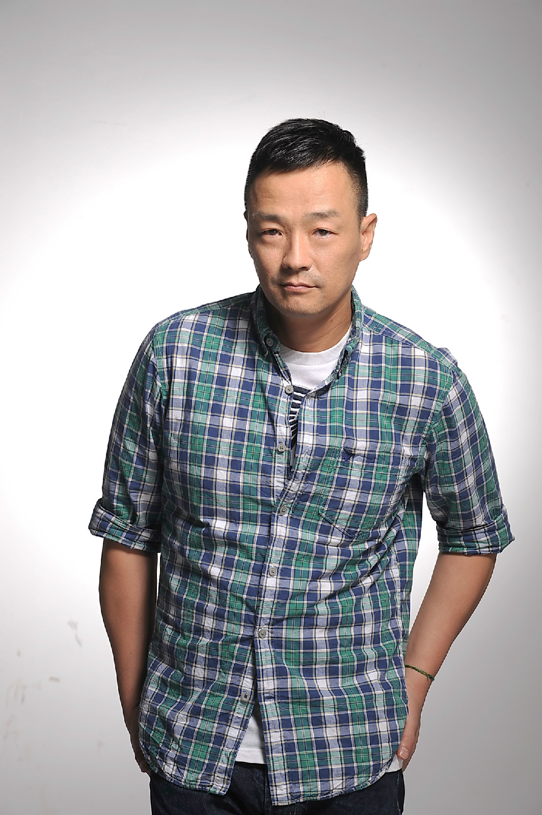  p>王喜,原名邝毅怡,1967年7月27日出生于香港,中国香港男演员,歌手