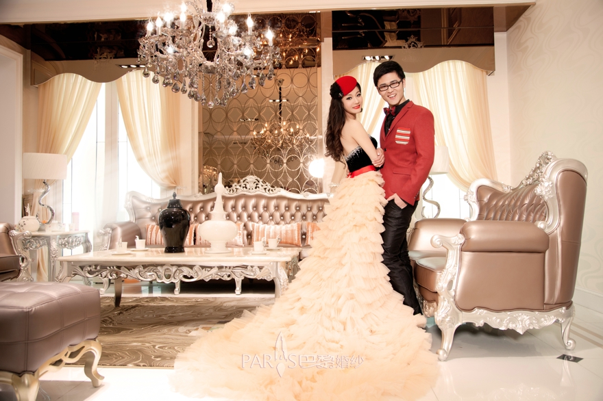 荆州巴黎婚纱摄影机构