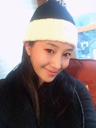  p>高兴,中国内地女演员,出生于北京,自幼喜爱表演,立志于长大成为