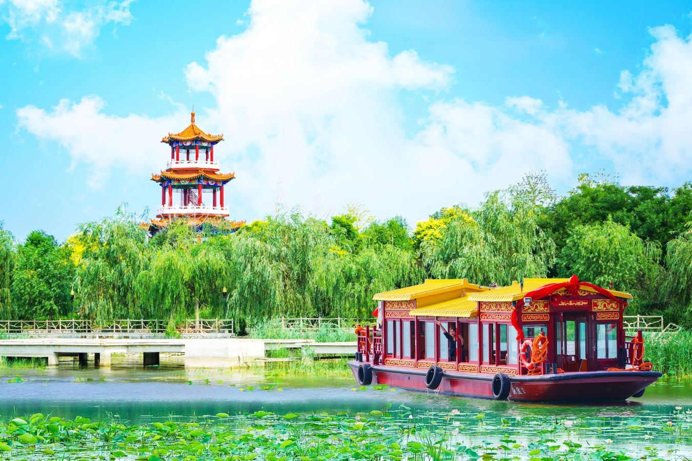  p data-id="t0x74kr3xw5y">曙光水镇位于天津市北辰区永定新河与龙凤