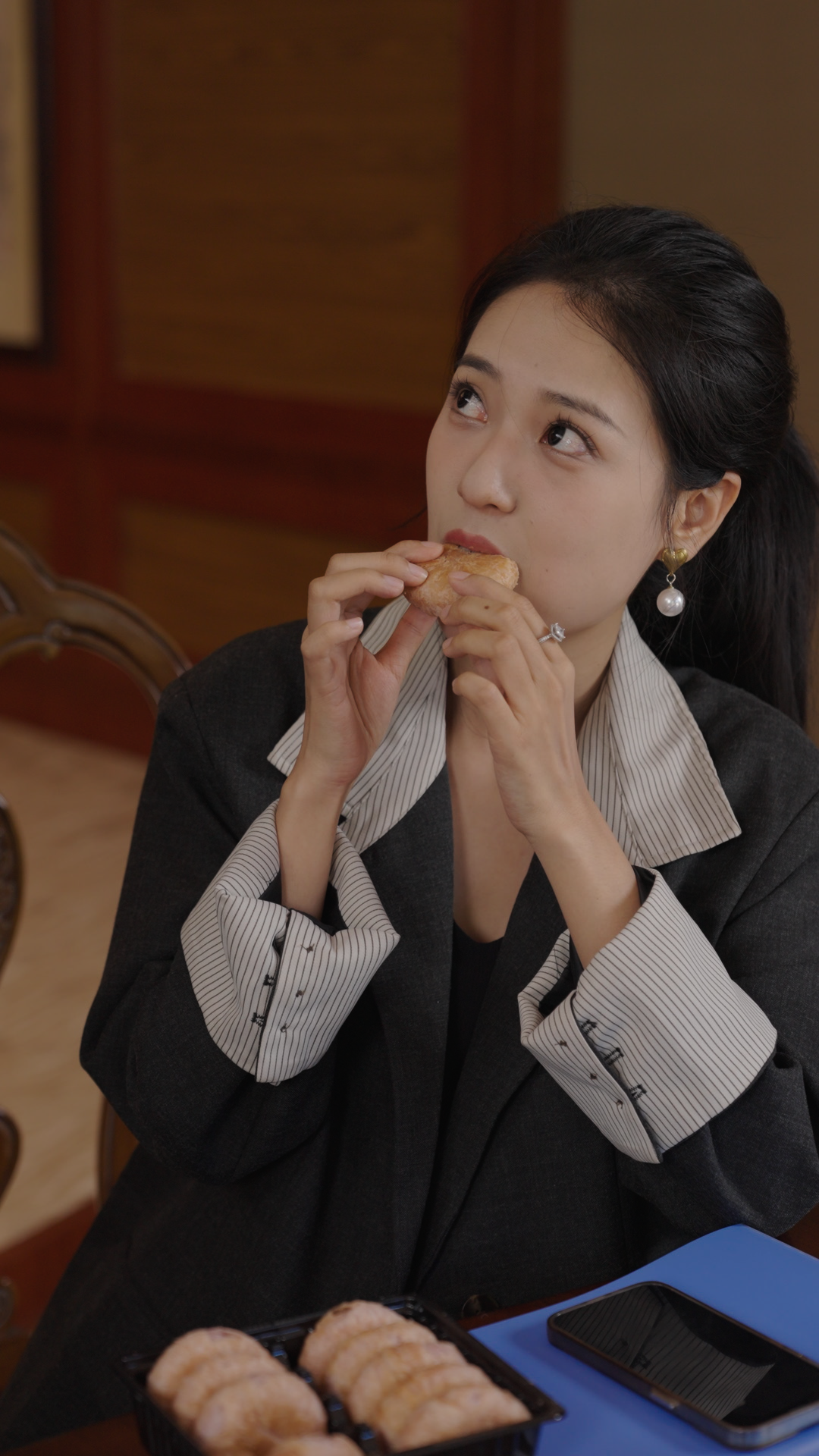 先婚后爱,总裁请上钩