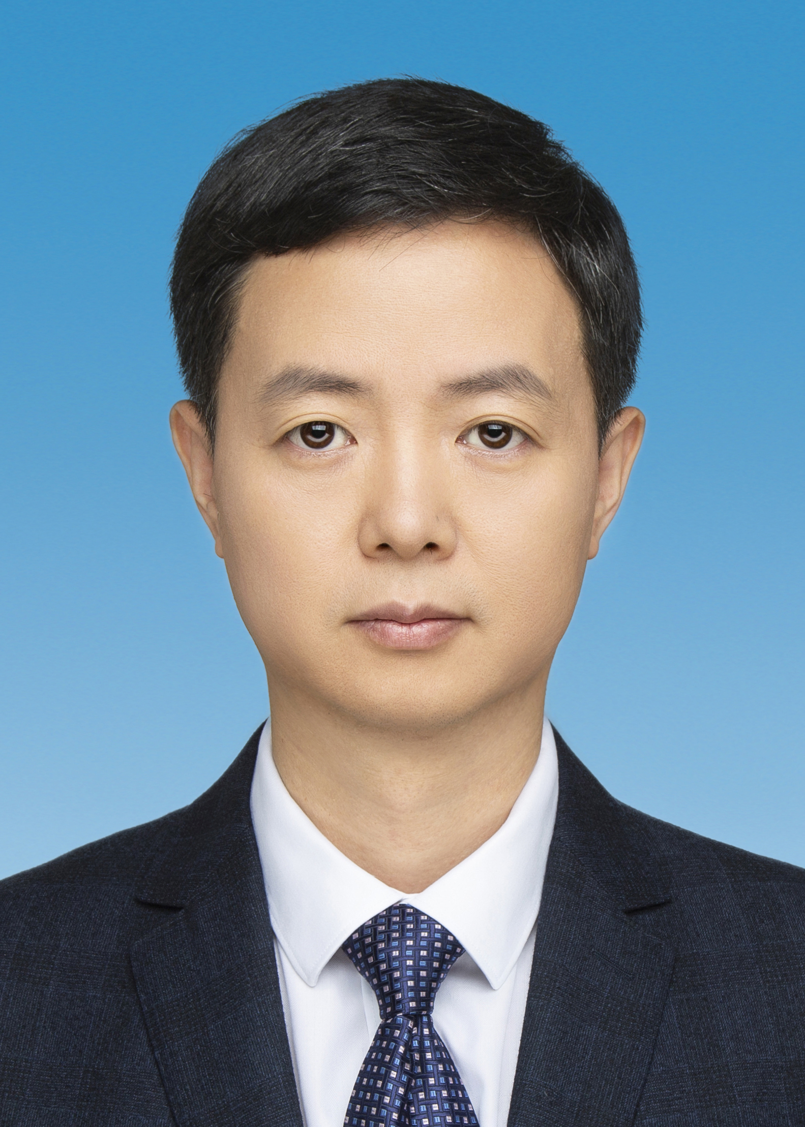 虞云