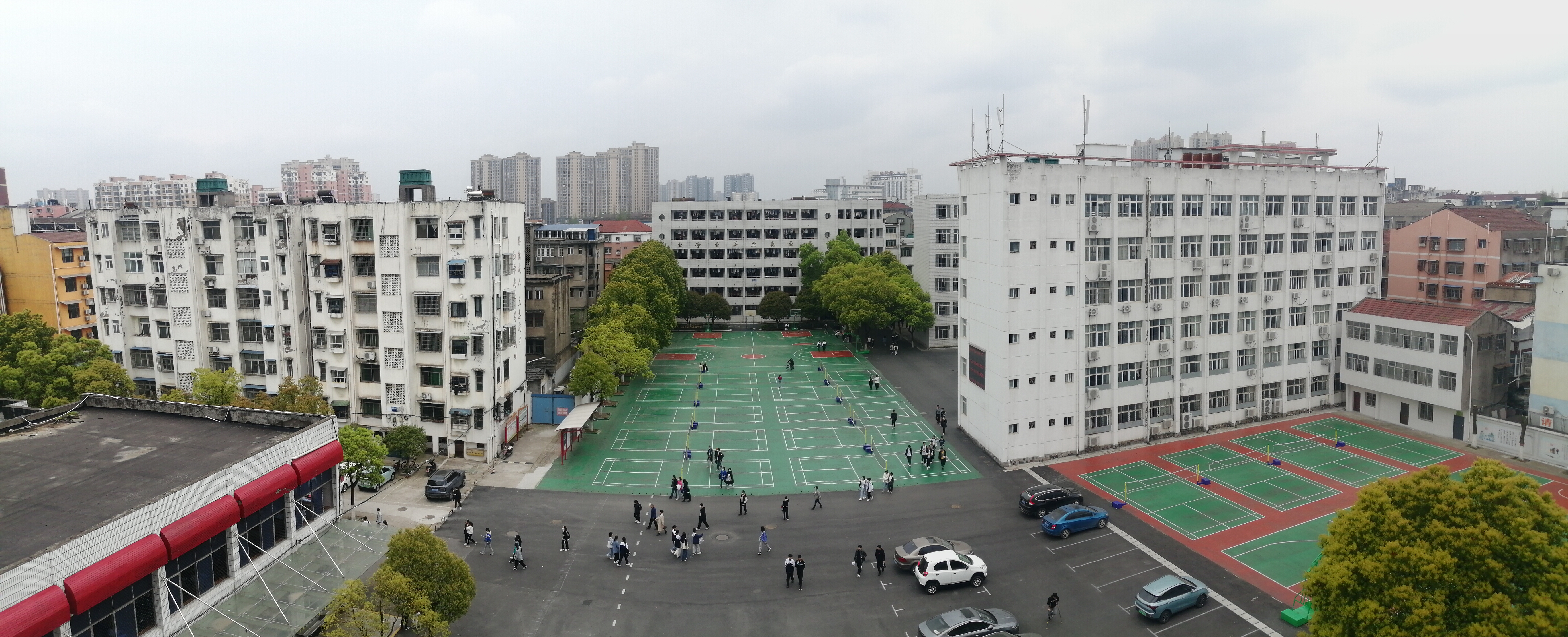 潜江市文昌高级中学