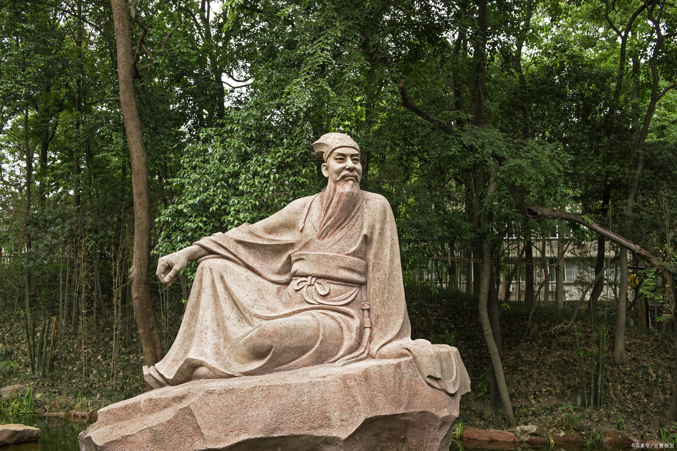 苏轼“大江东去浪淘尽”背后的故事，有个人最先见证了历史！_百科TA说