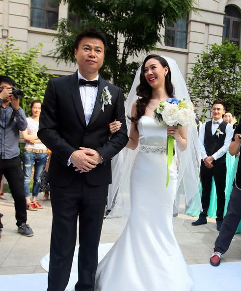  p>邵倩,女,模特,前国脚 a target="_blank" href="/item/于根伟