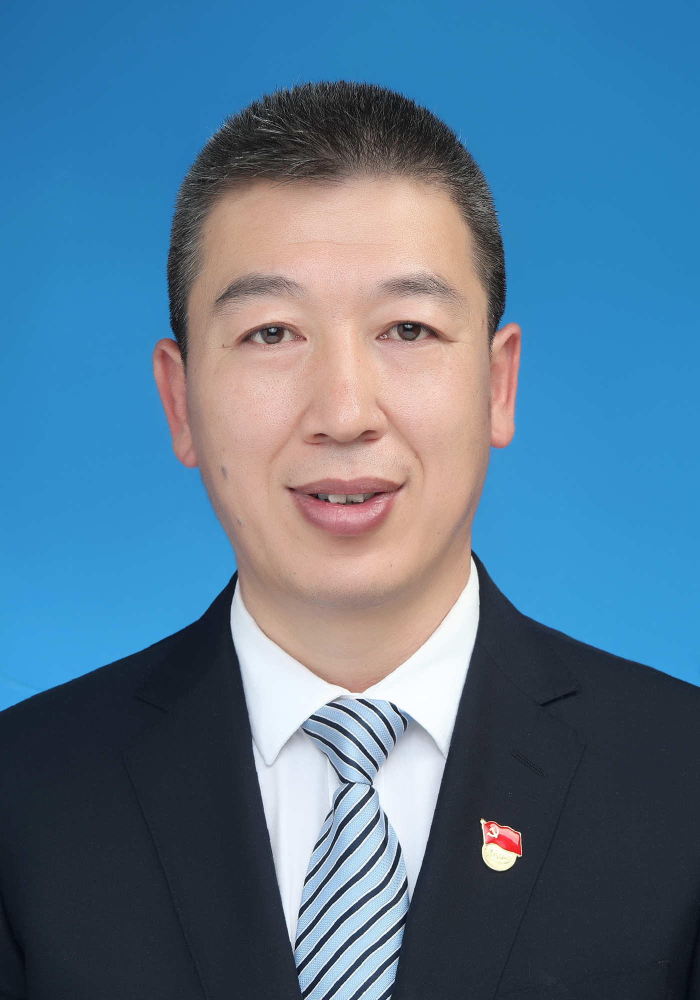  /p> p data-id="siet7brj0egr">现任西宁市住房保障和房产管理局局长