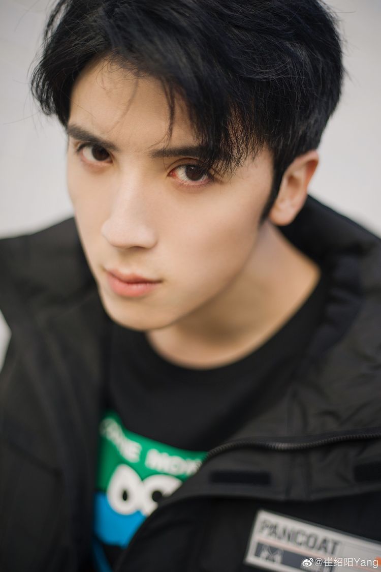  p>崔绍阳,1996年7月10日出生于河南省新乡市,中