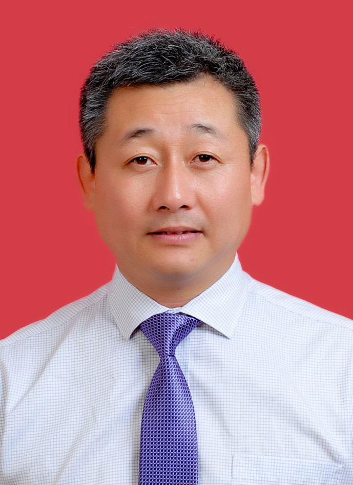  p data-id="sl2jjn0awloz">刘向阳,玉山县教育体育局局长. /p>