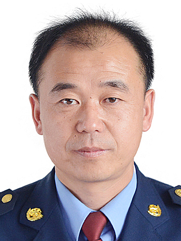 李成国
