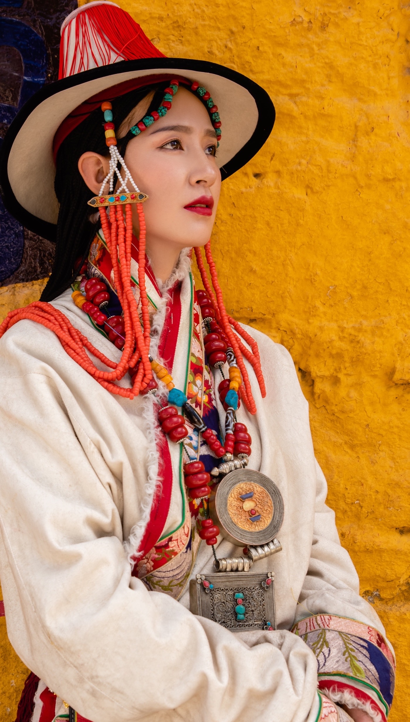 p data-id="2zhsvjvpccd">尚珍吉,出生于四川阿坝,藏族女歌手.