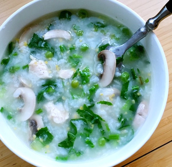 香菇青菜鸡肉粥