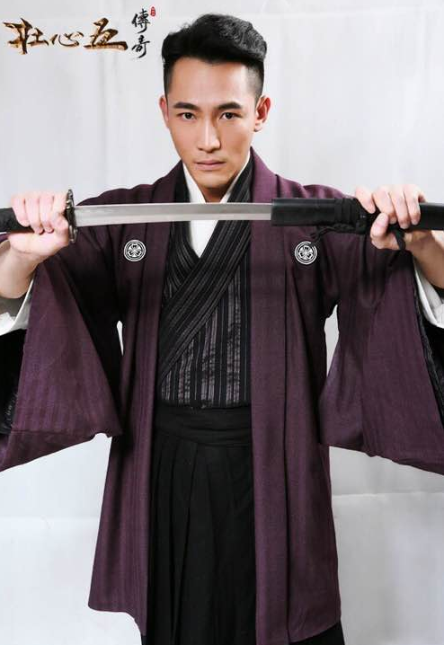  p>延桀,艺名言杰,1982年11月20日出生于山东,中国内地男演员,中华