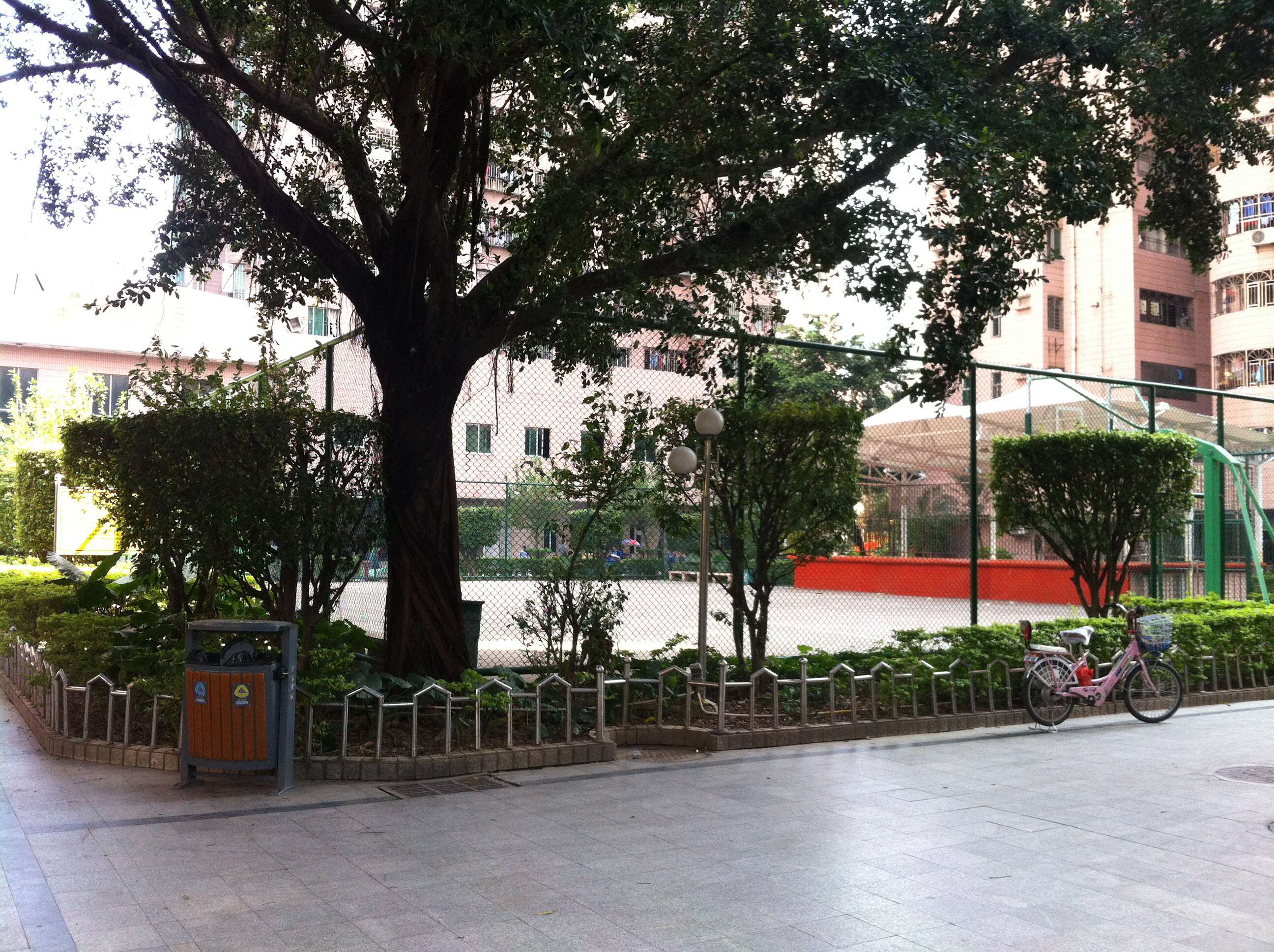  p data-id="gnzrclm0mv">龙珠花园位于深圳市龙岗区布吉街道 a