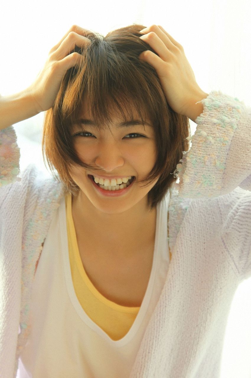 日本女演员,模特,毕业于日本大学艺术系电影专业