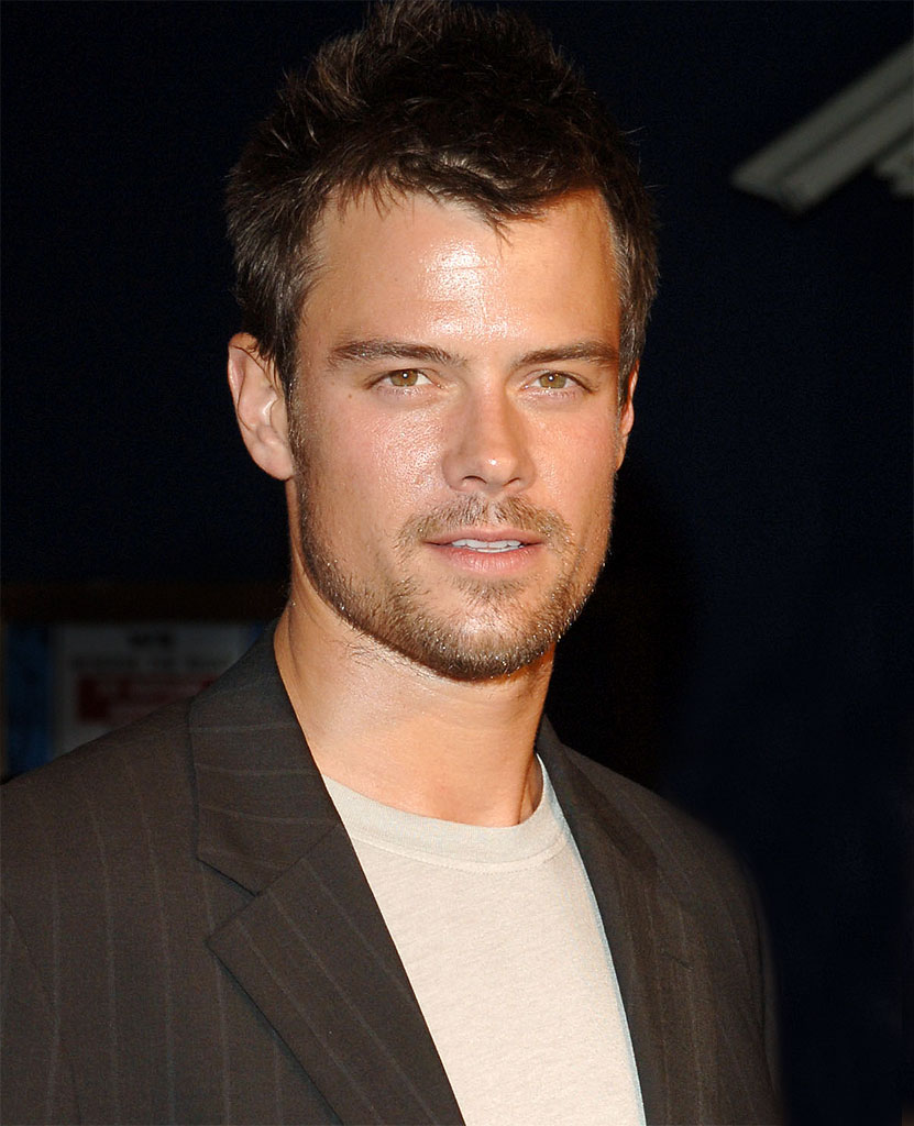  p>乔什·杜哈明 i>(josh duhamel) /i>,全名约书亚·大卫·杜哈明 i>
