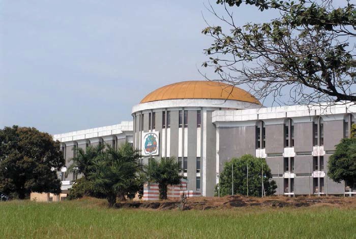  p> b>利比里亚共和国 /b>(英语:republic of liberia),简称 b>