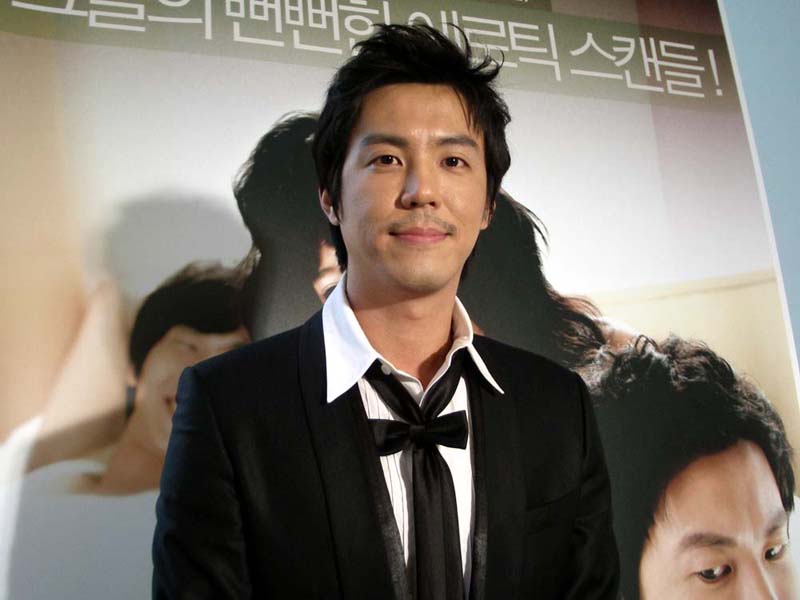  p>崔元英(won-young choi),1976年1月10日出生于韩国首尔,韩国演员