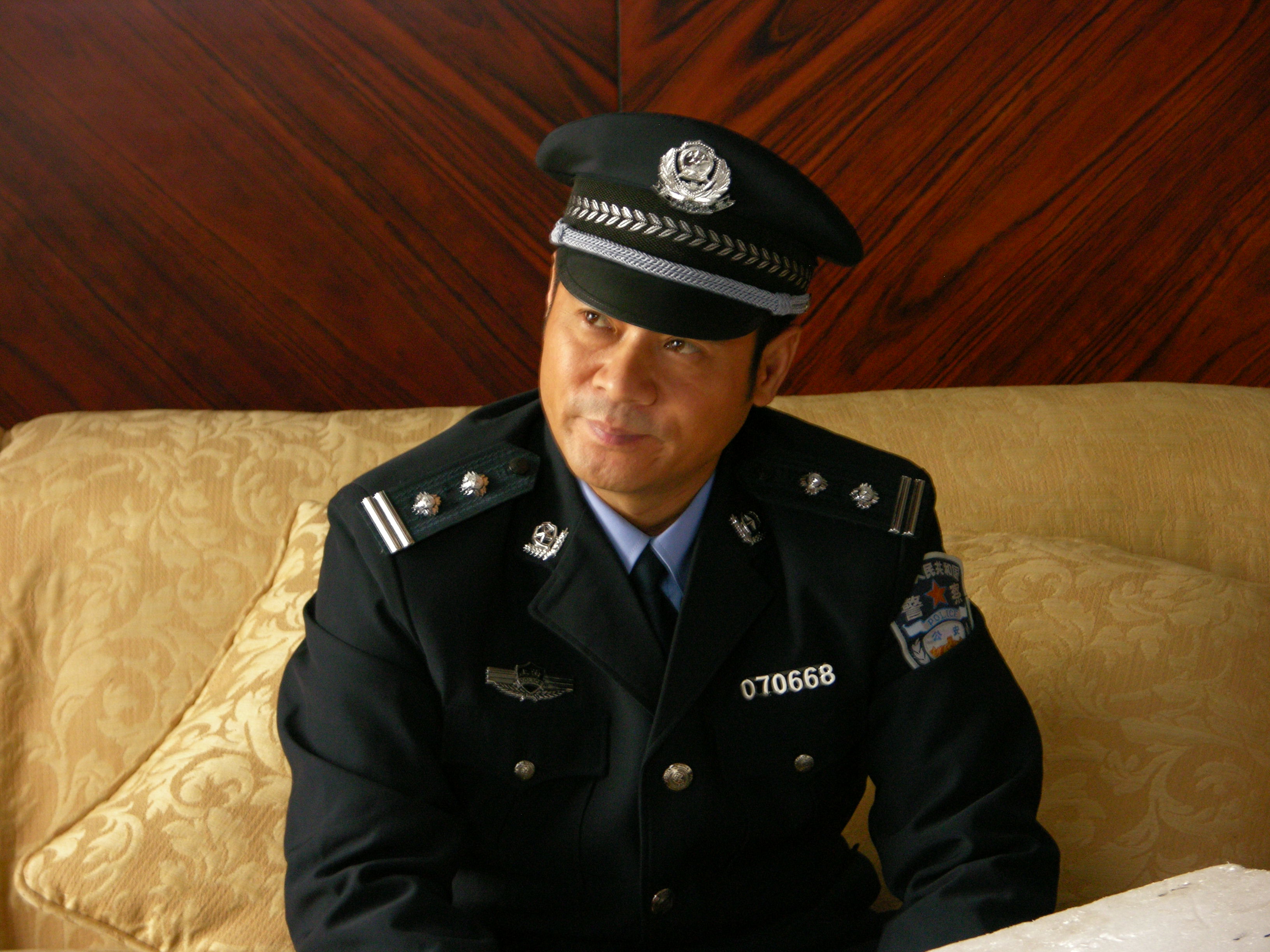  p data-id="gnt2t2jeqh">孙洪涛,男,制片人,国家一级演员 sup data
