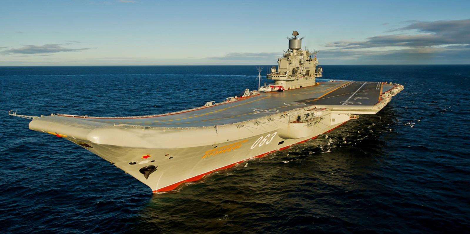 库兹涅佐夫号航空母舰