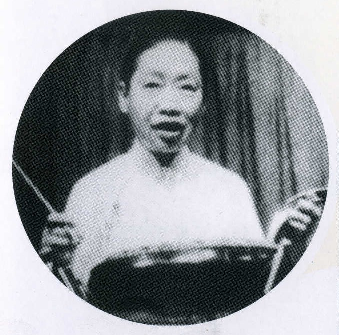  p>王佩臣(1902年-1964年),铁片大鼓演员,(当时曾称"乐亭大鼓",但与