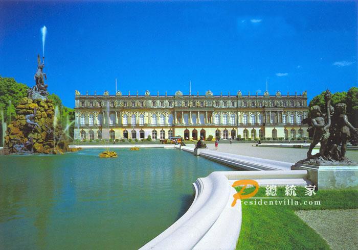 二世一生一共造了三座城堡,基姆湖宫是他最昂贵的一个王宫建造项目
