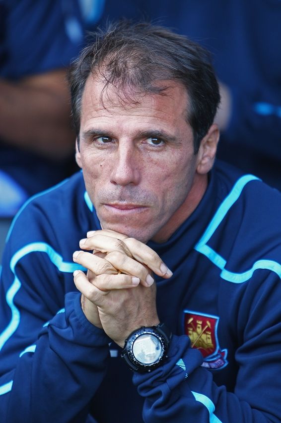  p>詹弗兰科·佐拉(gianfranco zola),1966年7月5日出生于意大利奥列