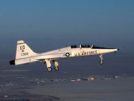 空军基地(holloman air force base)是一个位于美国南部新墨西哥州内
