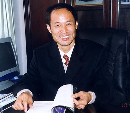  p>董丰产,男,汉族,1954年9月出生,河南太康县人,中共党员,研究生学历