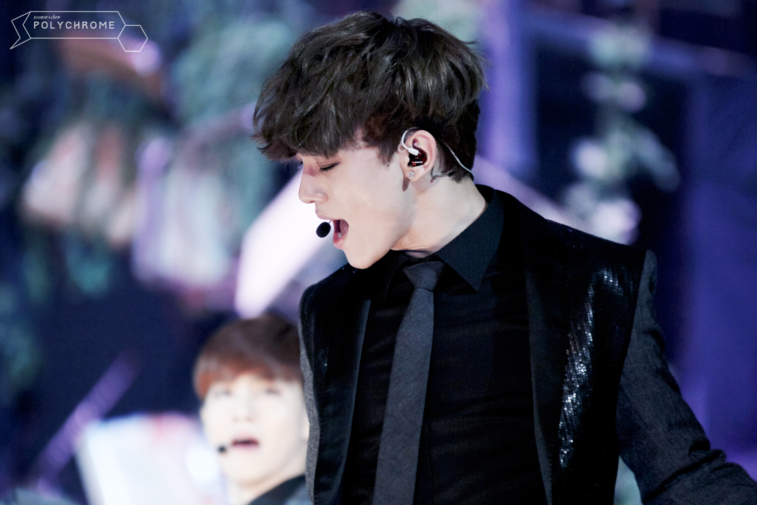 艺名chen,1992年9月21日出生于韩国京畿道始兴市,韩国男歌手,男子演唱