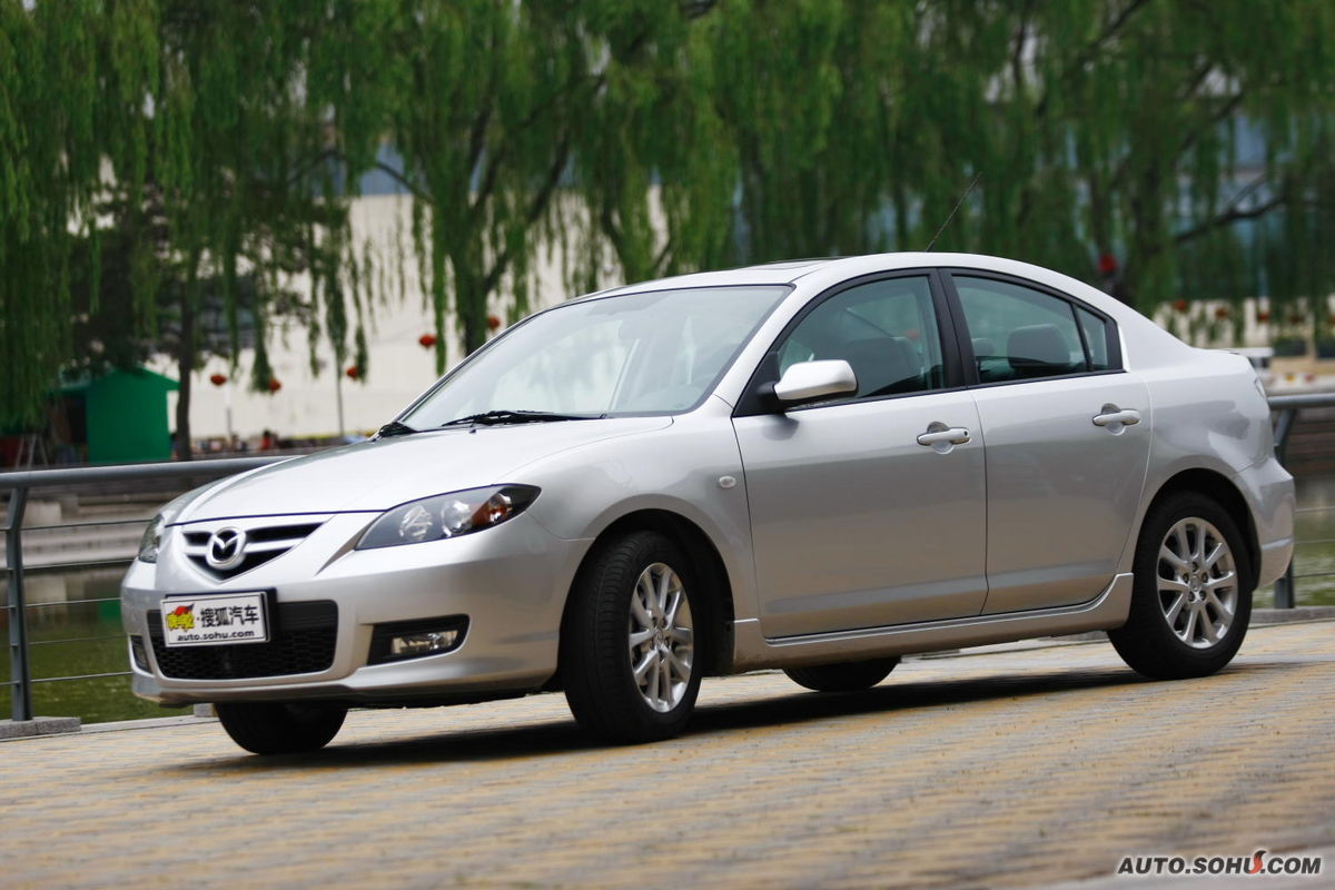 马自达mazda3