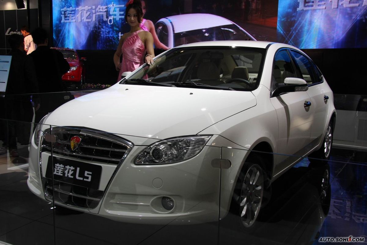 ="2054934">莲花汽车 /a>为了进军中高级轿车市场而开发的首款b级车型