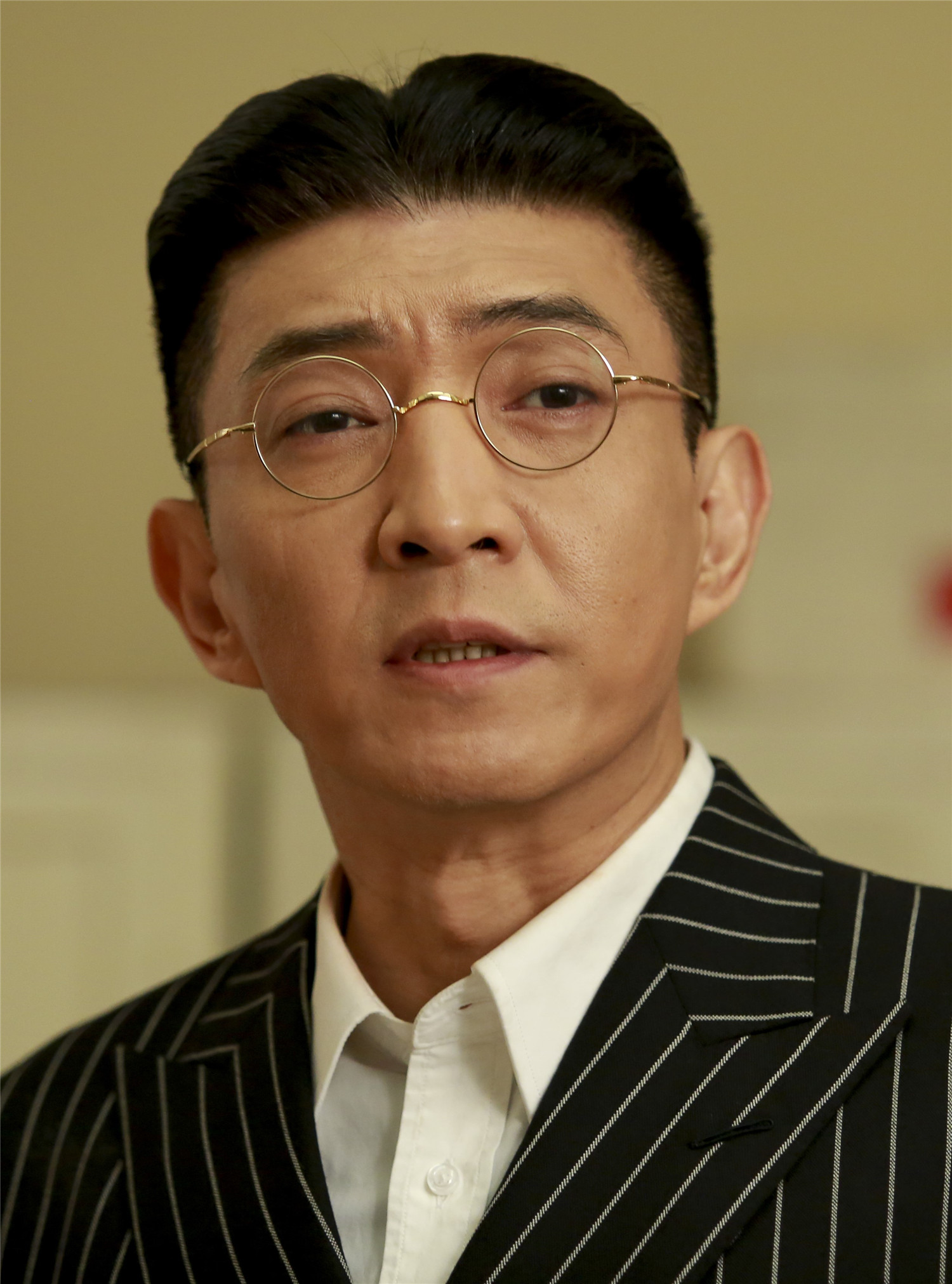  p>高冬平,北京人民艺术剧院演员.