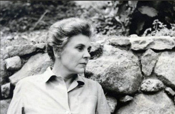  p> b>伊丽莎白·毕肖普 /b>( a target="_blank" href="/item/英语