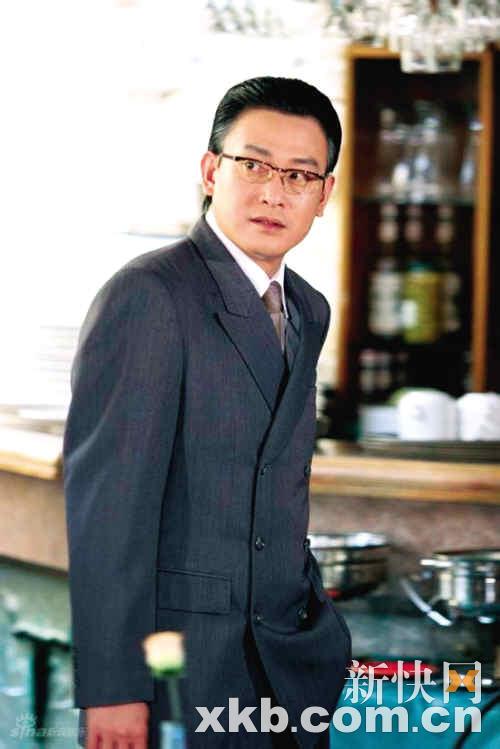  p>《袜搁爱别人》是由王识贤演唱,填词的一首歌曲. /p>