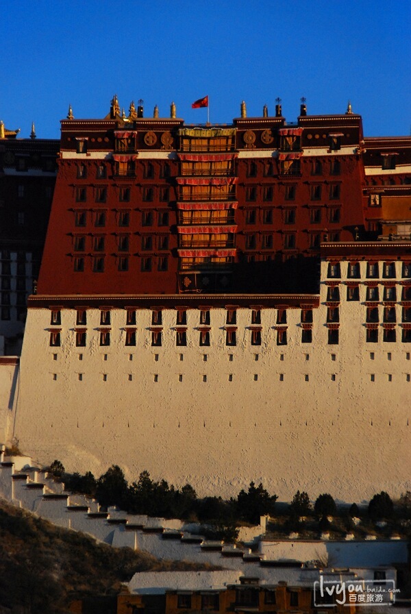 布达拉宫