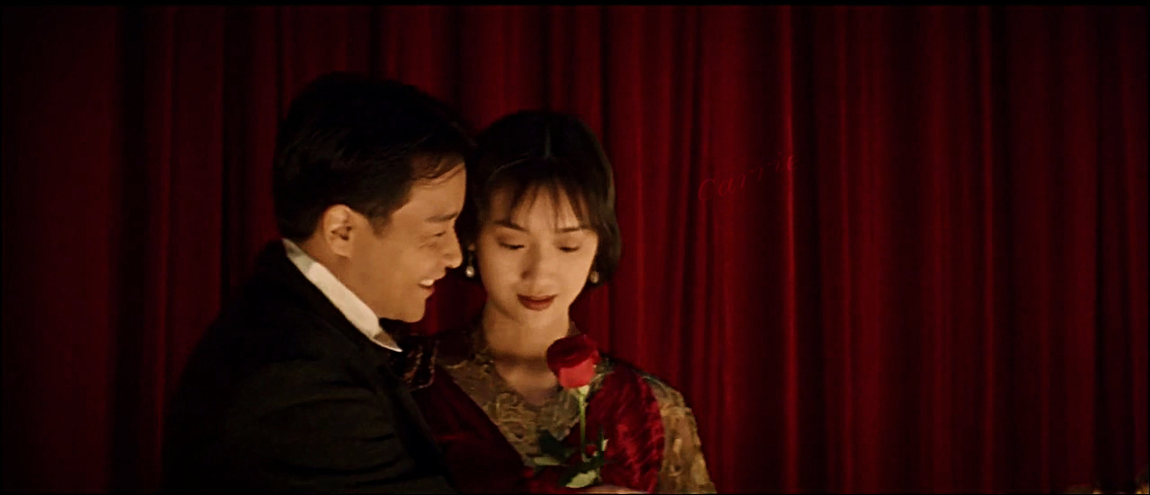  p data-id="gnwvjvomyp">《夜半歌声》翻拍自1937年的同名电影,由 a