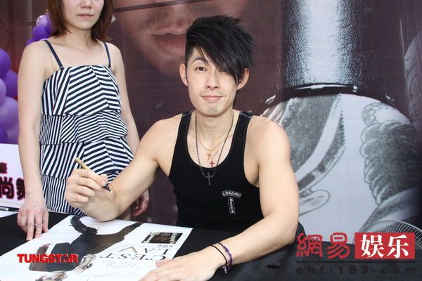  p>吴建豪(vanness wu),1978年8月7日生于美国 a target="_blank"