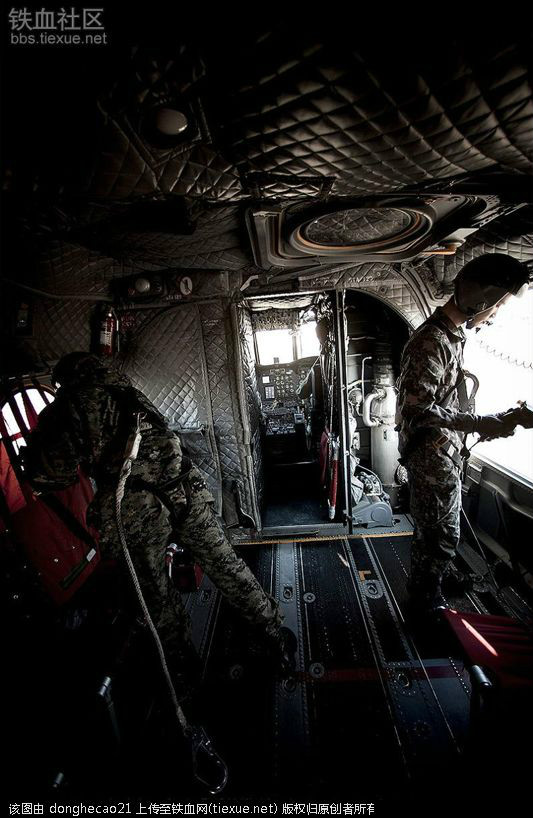 class="ref" data-ctrid="sbfpo8onuo0n">是在uh-60a黑鹰 /span> span