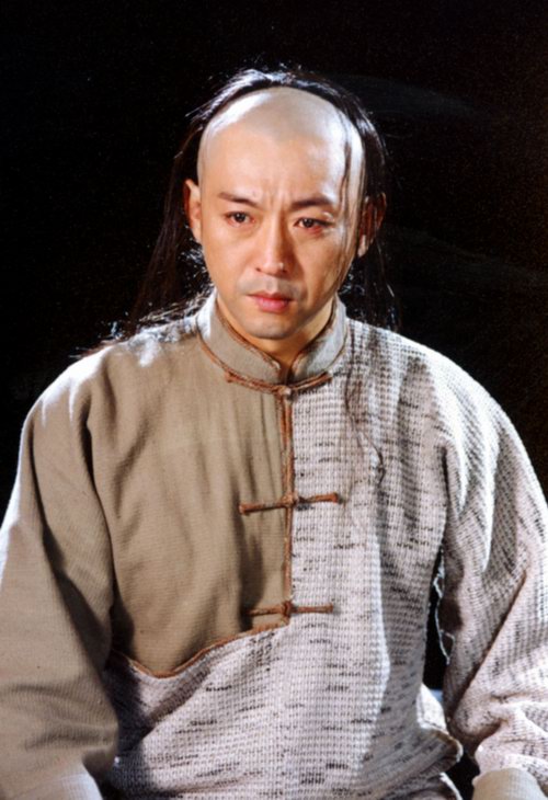 《曹雪芹》是由中央电视台中国电视剧制作