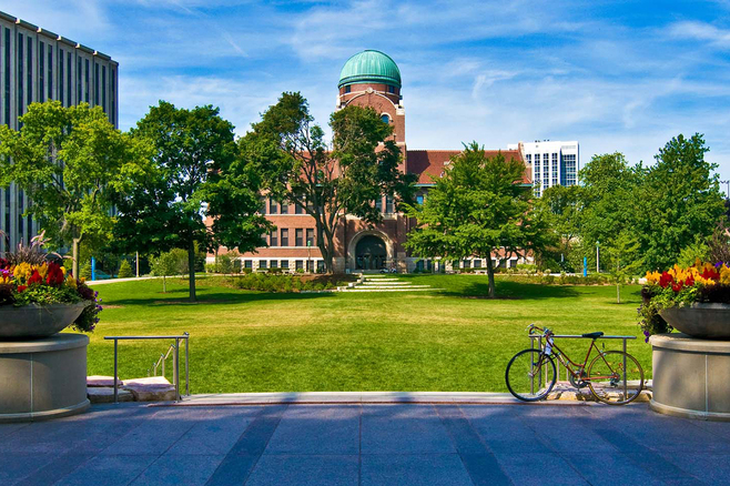  p>芝加哥洛约拉大学(loyola university chicago),是一所美国一流的