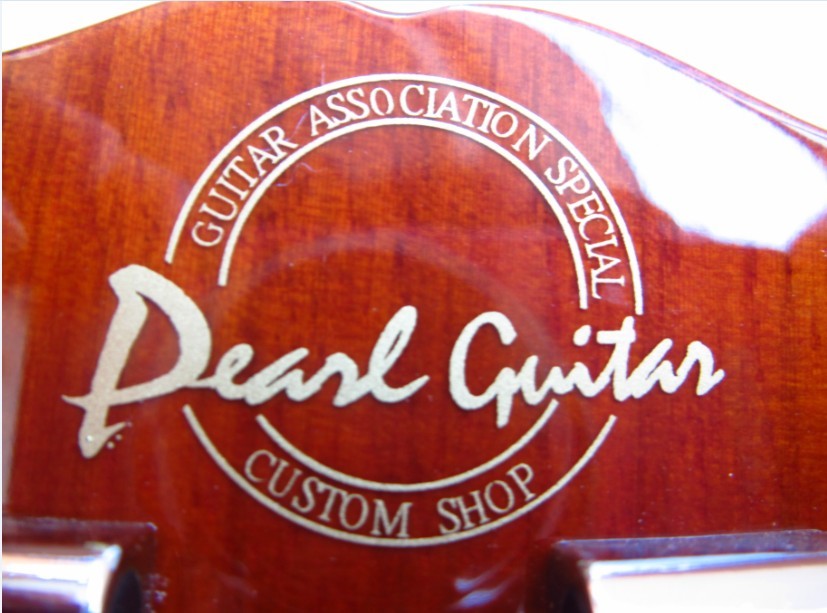  p>吉他(意大利语:chitarra),又译为结他或 a target="_blank" href="