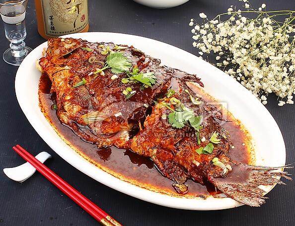 酱香鲤鱼