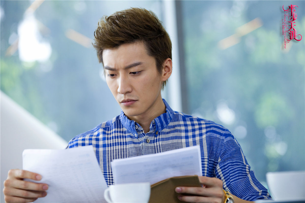  p>乔任梁 i>(1987年10月15日-2016年9月16日) /i>,出生于上海市,中国