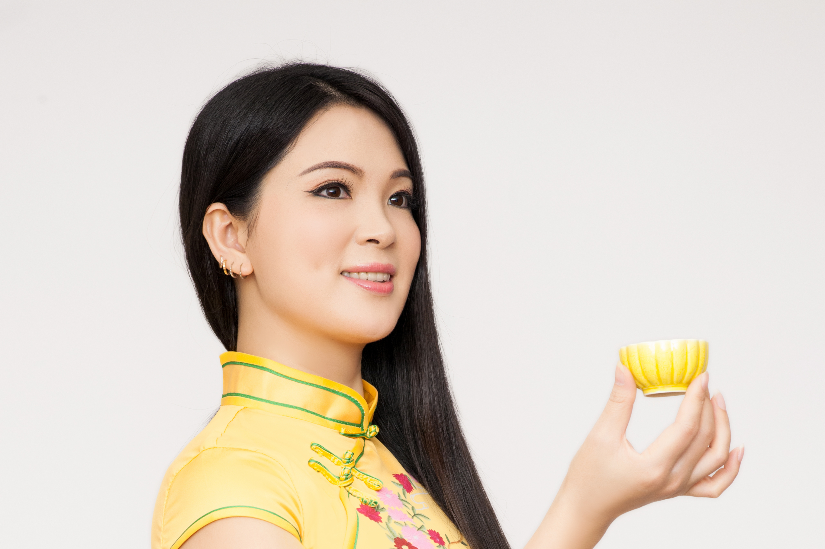 尤东洋,女,中国籍,泉州尤仙子茶业有限