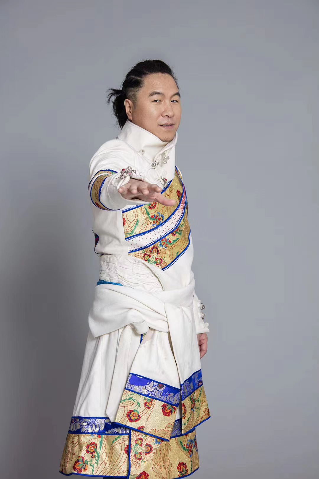  p>次仁尼玛,歌手,cctv全国青年歌手电视大奖赛十佳优秀歌手, a