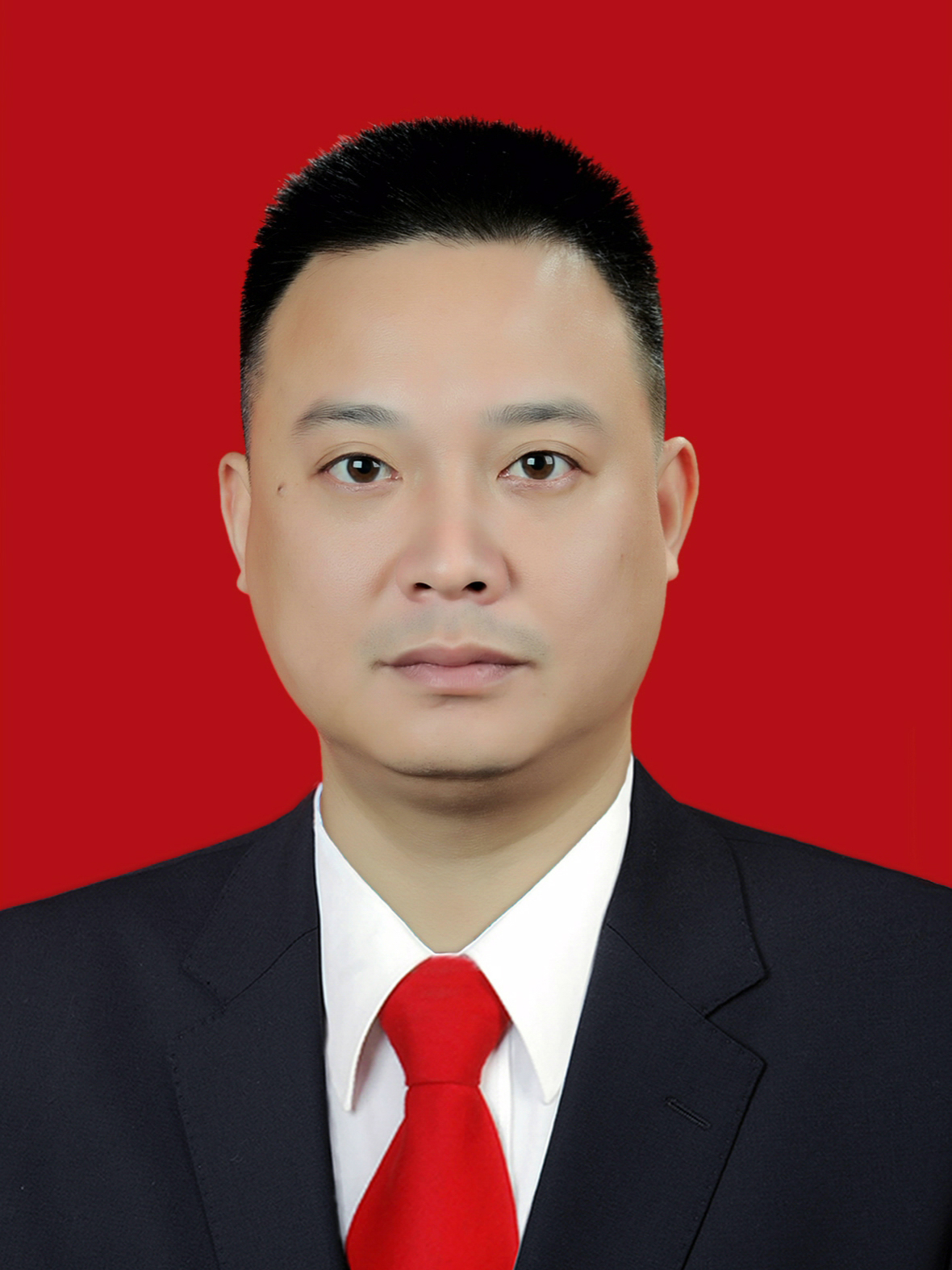 杨旭,现任重庆市秀山县自治县雅江镇党委副书记,镇长