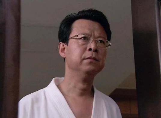 何正中（当代都市剧《温柔的谎言》中的角色）_百度百科