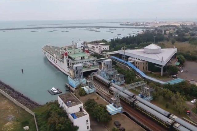 海口南港),是粤海铁路火车轮渡海口段的港口口岸