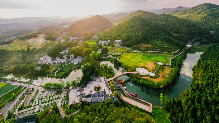 利川市（湖北省恩施土家族苗族自治州辖县级市）_百度百科