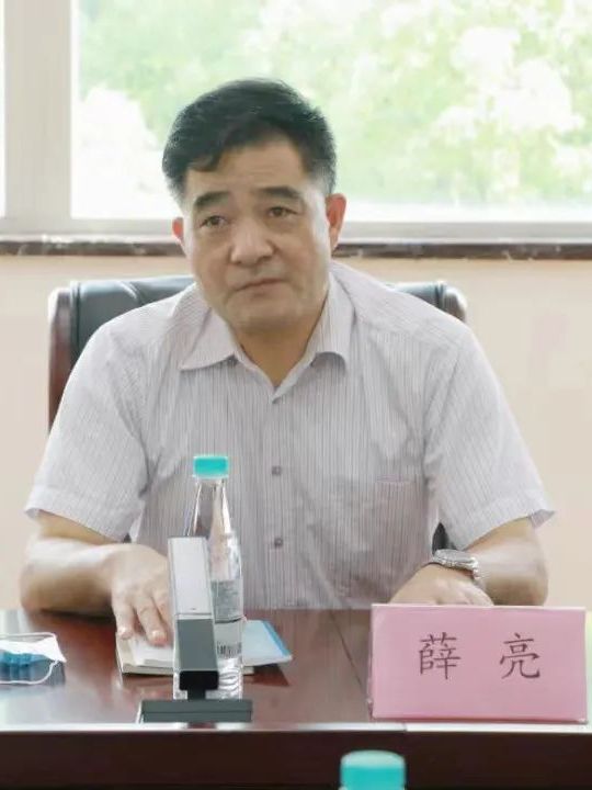 薛亮